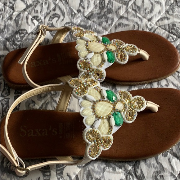 Sandals - Picture 3 of 3